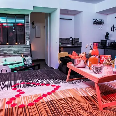 Le Spamoureux Bien-etre A Deux Apartment